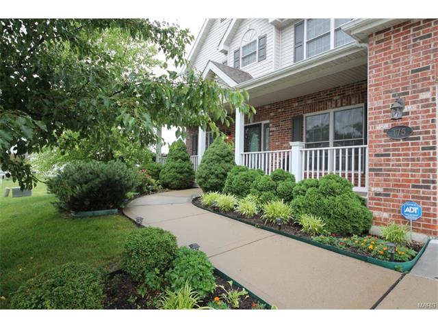 For Sale: 175 Forest Oaks Caseyville, IL 62232