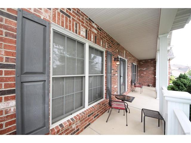 For Sale: 175 Forest Oaks Caseyville, IL 62232