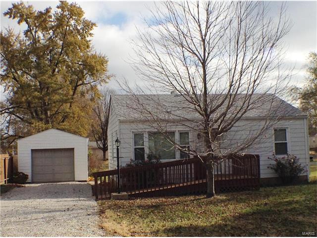 100 Royal Dr