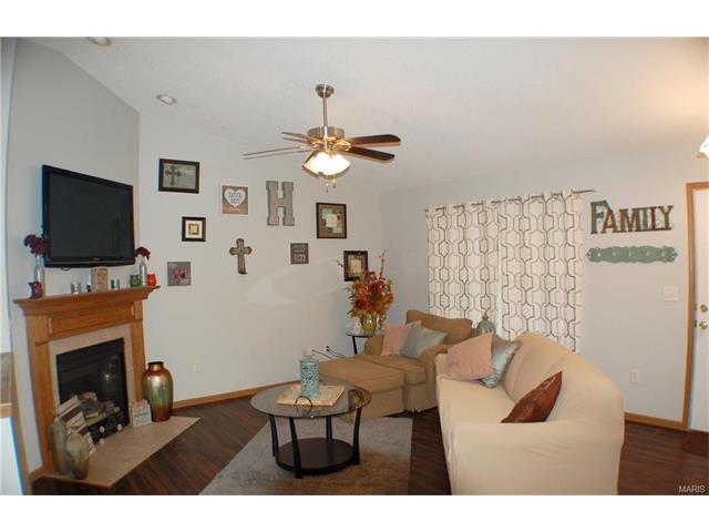 70 Carnation Dr