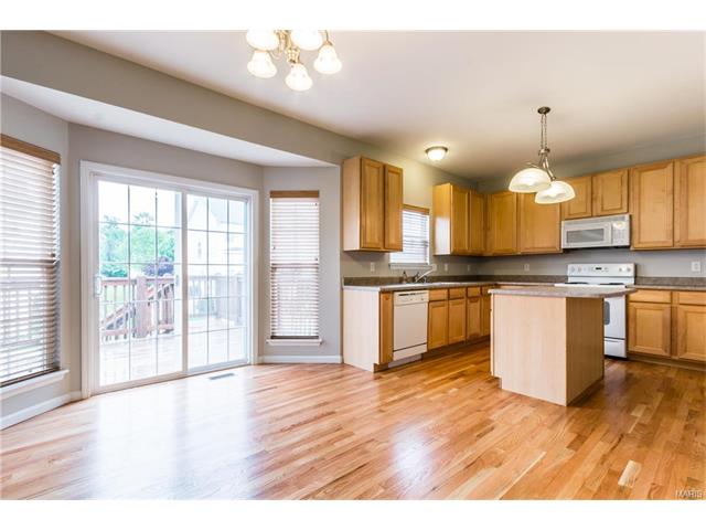 For Sale: 481 Terry Dr Columbia, IL 62236