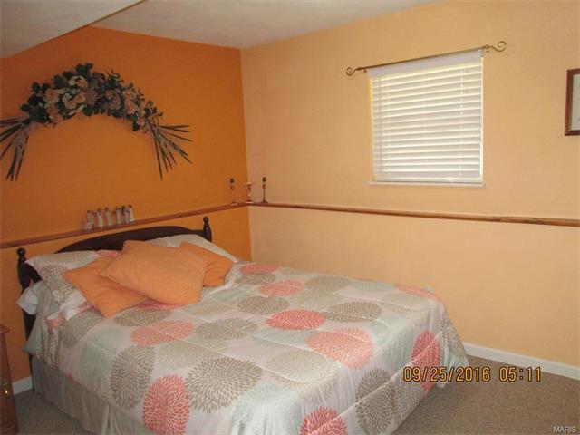 82 Stonebrook Dr