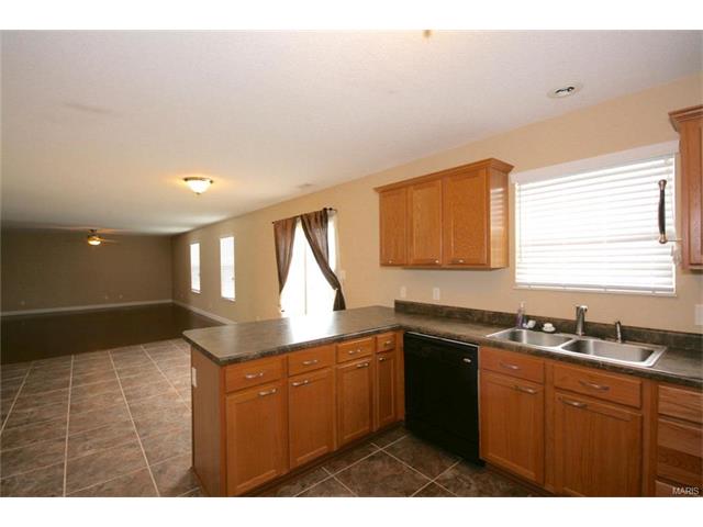 For Sale: 1108 Matthew Dr New Baden, IL 62265