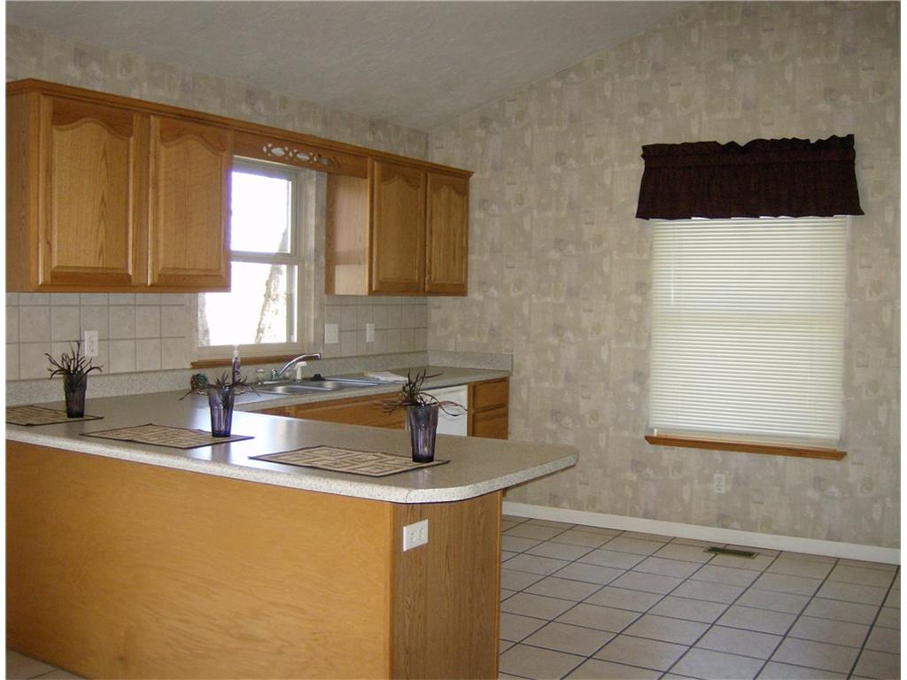 1444 Woodscliff Cir