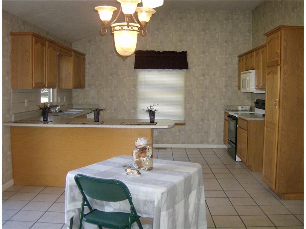 1444 Woodscliff Cir