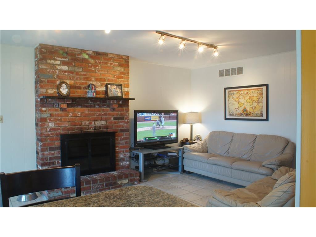 1209 Beechwood Dr