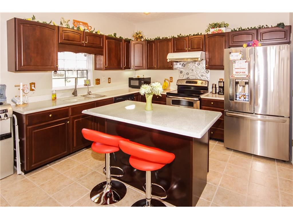 485 W American Way S