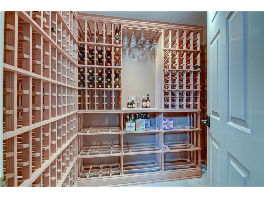 1152 Cavendish Dr