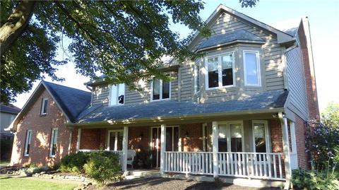 823 Bennett Ct