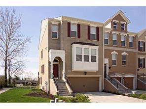 631 Greenford Trl W