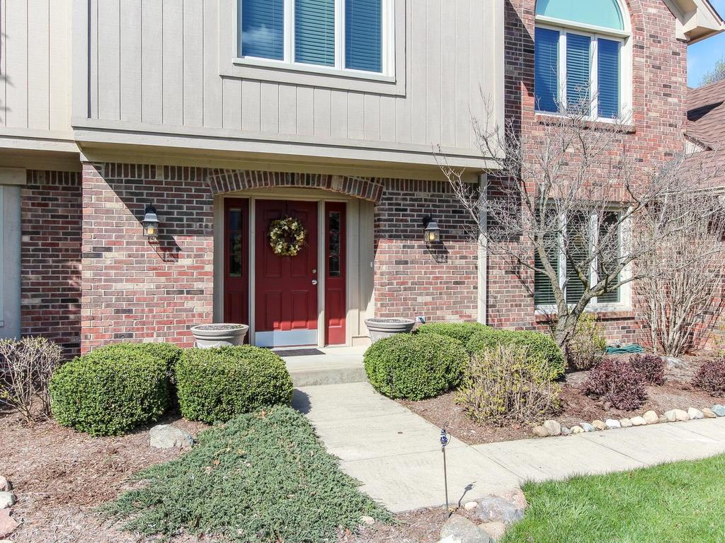 4627 Foster Dr