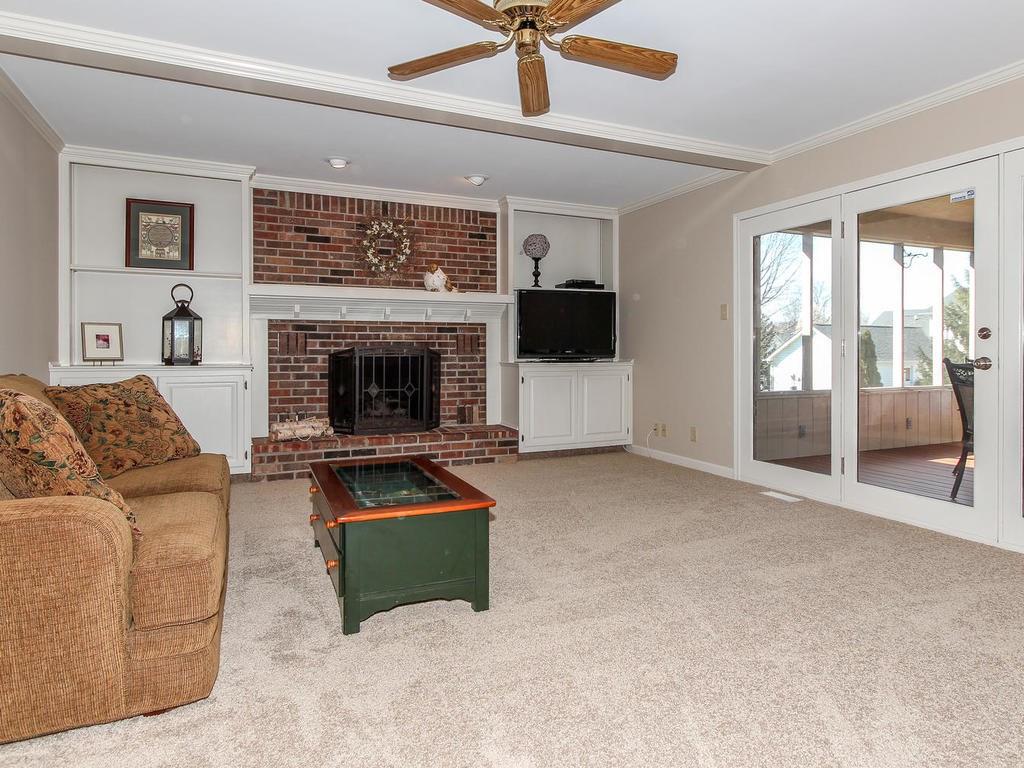 4627 Foster Dr