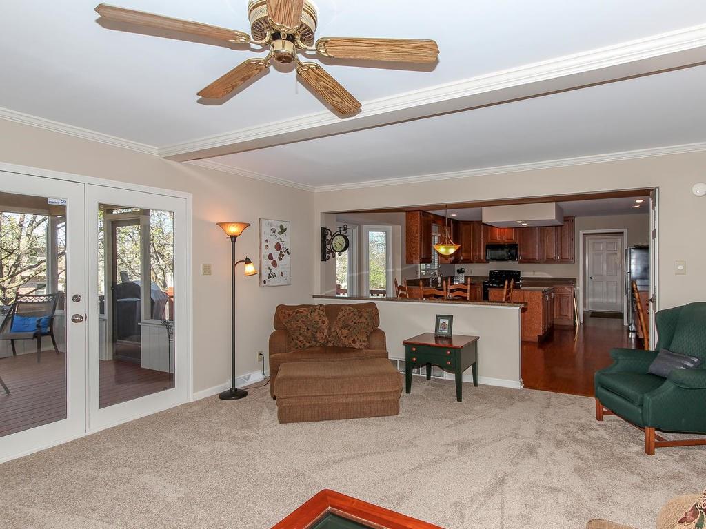 4627 Foster Dr