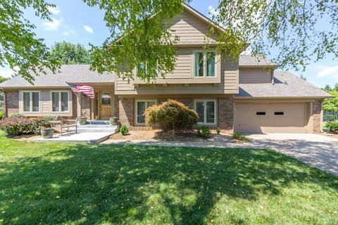 642 Woodbine Dr