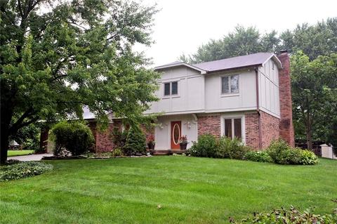 642 Woodbine Dr