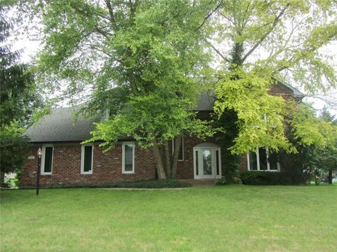 642 Woodbine Dr