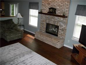 For Sale: 12384 Tuckaway Ct Fishers, IN 46038