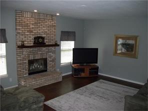 For Sale: 12384 Tuckaway Ct Fishers, IN 46038