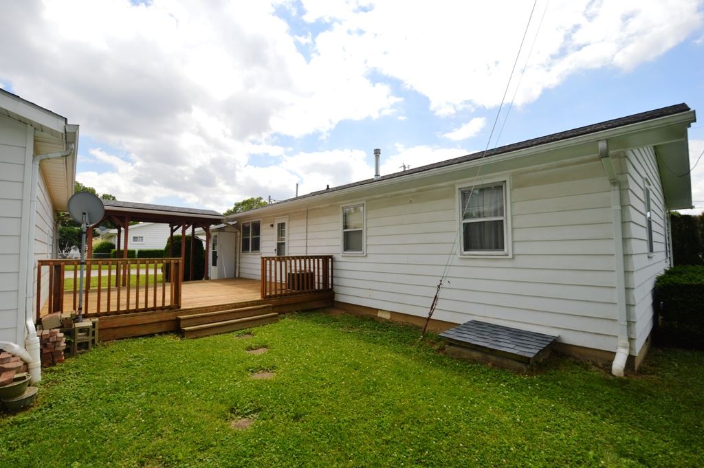 For Sale: 1103 S Clay St Frankfort, IN 46041