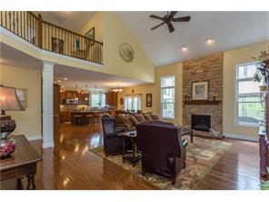 6735 W May Apple Dr, Mccordsville IN 46055