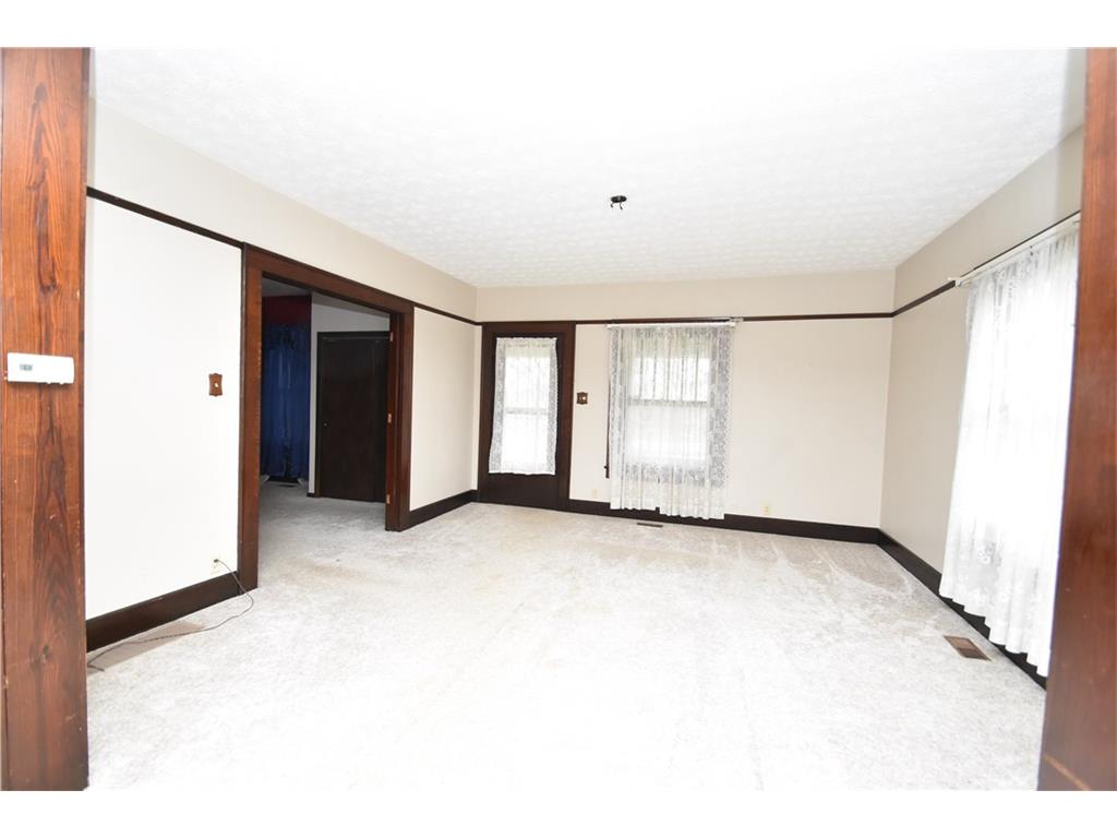 4712 N 25 W