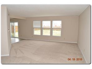 1202 Maple Run Dr, Sheridan IN 46069