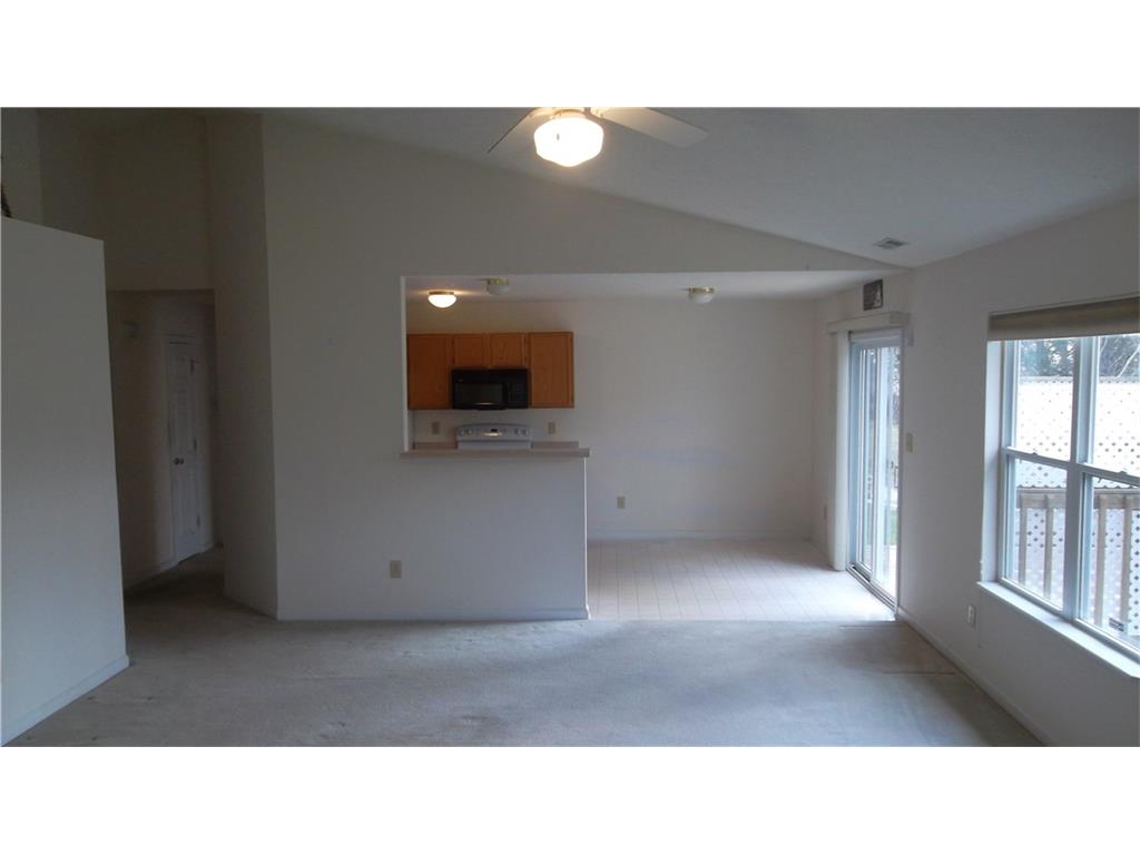 1234 Castle Dr