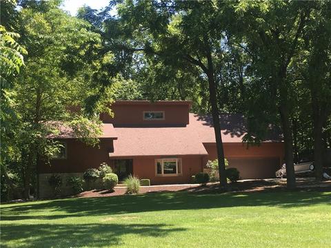 5202 Hill Valley Dr