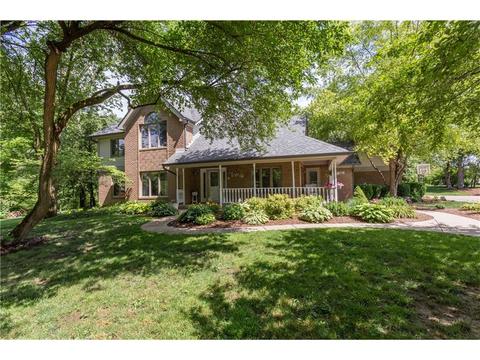 5202 Hill Valley Dr