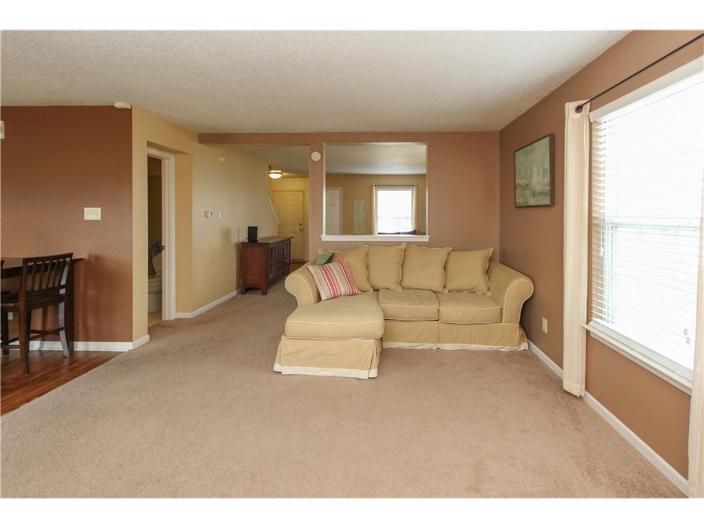 6120 E Newberry Ct