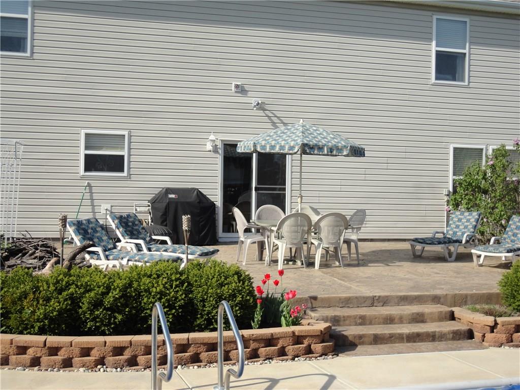 1933 Wayfield Dr