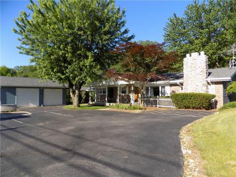 458 Glenview Dr
