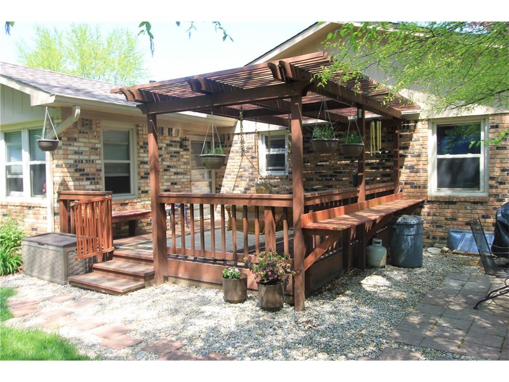 1091 Hopkins Rd