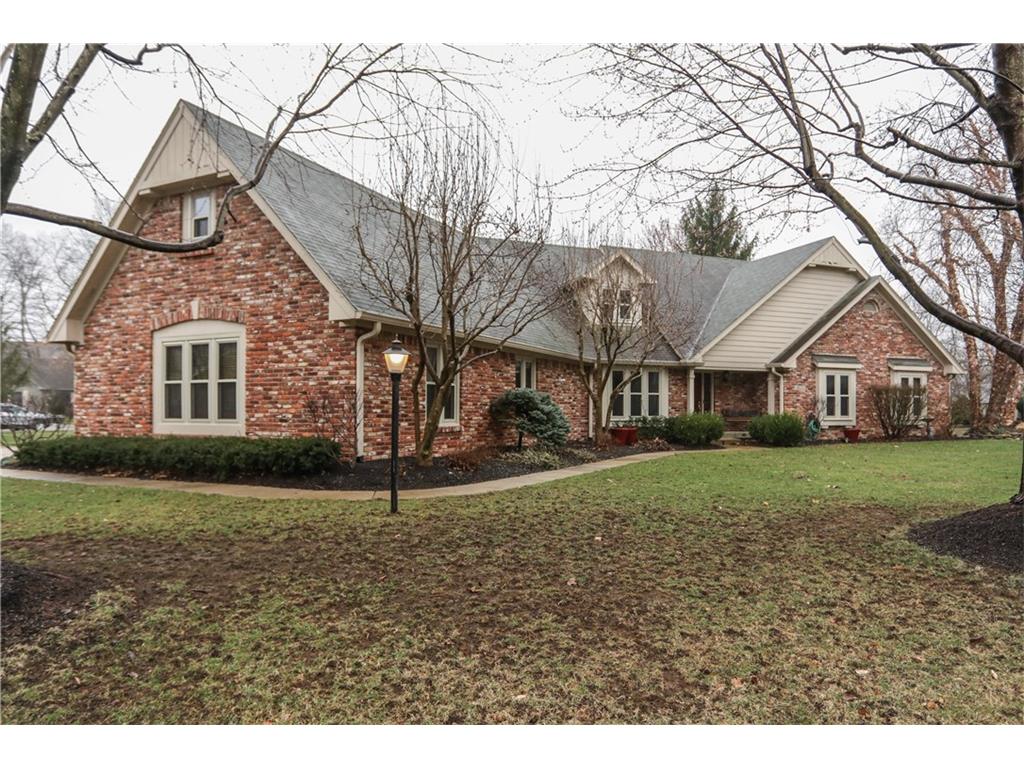 3955 Woods Ct