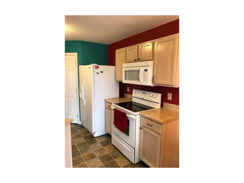 482 Van Camp Sq