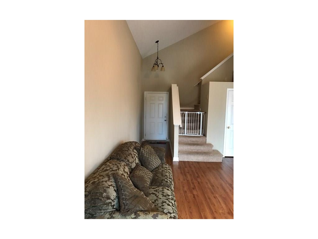 482 Van Camp Sq
