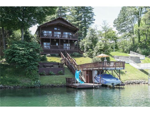 7277 Center Lake Rd