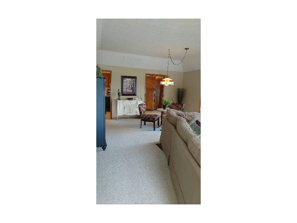 8412 Chelone Dr