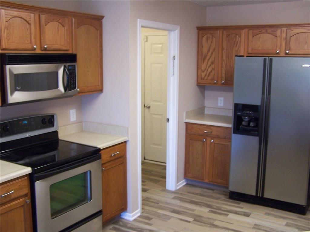 201 W Hendricks St