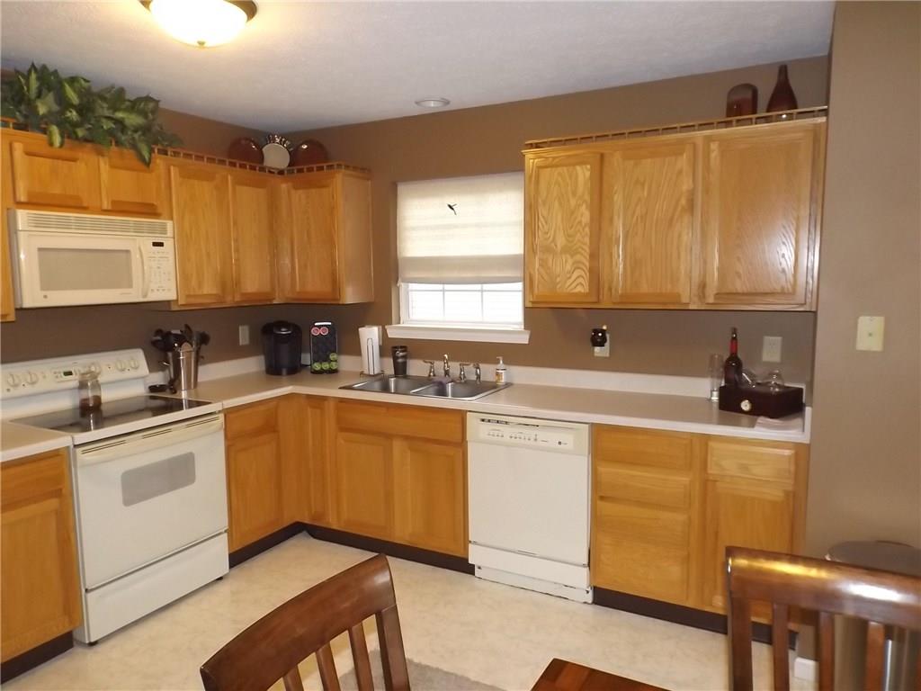 1324 Ellington Dr