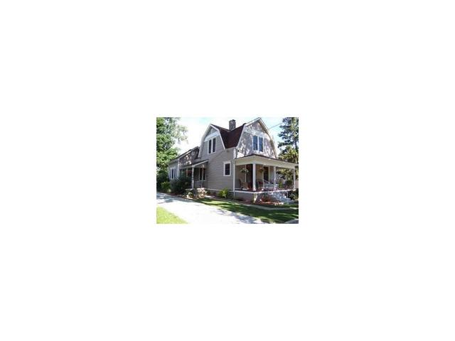 915 Eaglebrook Dr