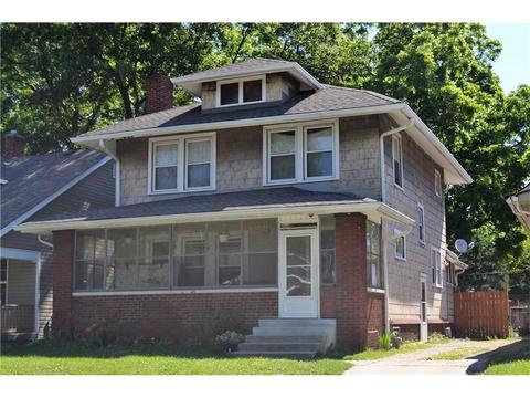 733 N Gladstone Ave