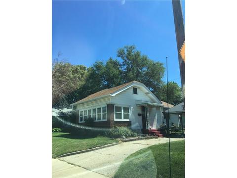3956 Hoyt Ave