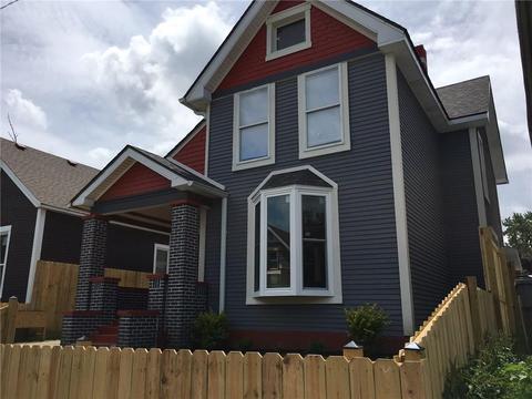 1016 E Palmer St