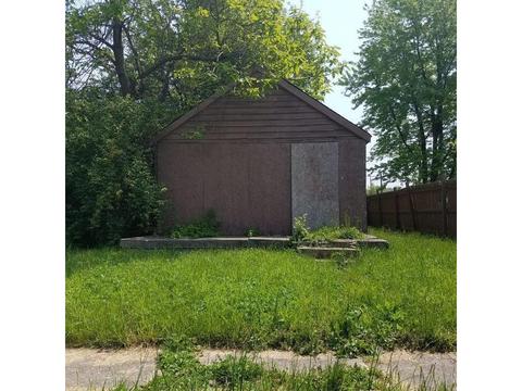 753 N Arnolda Ave