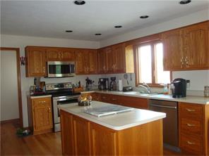 For Sale: 403 Southcreek Dr N Indianapolis, IN 46217