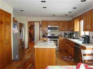 For Sale: 403 Southcreek Dr N Indianapolis, IN 46217
