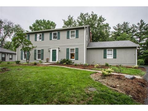 6835 Creekside Ln