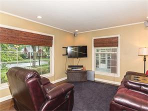 For Sale: 5919 Primrose Ave Indianapolis, IN 46220