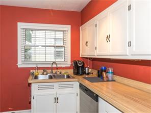 For Sale: 5919 Primrose Ave Indianapolis, IN 46220